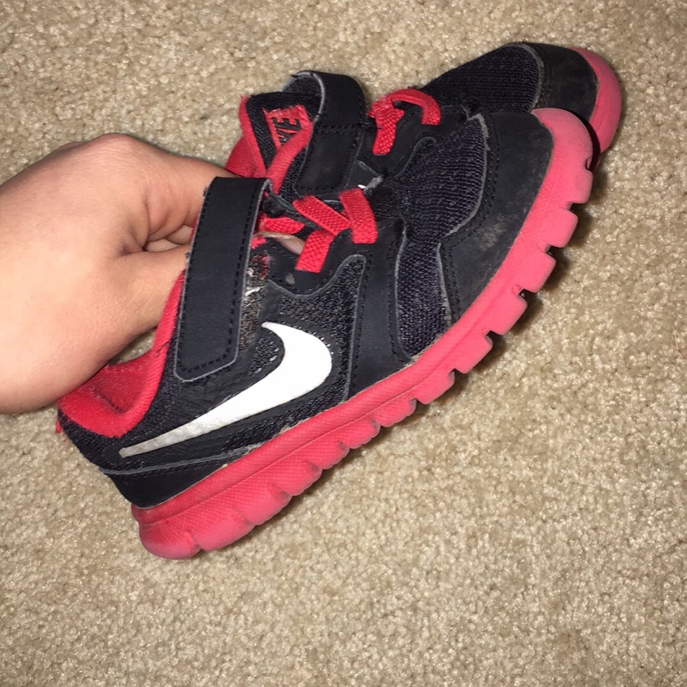 Toddler size 8 Nike’s